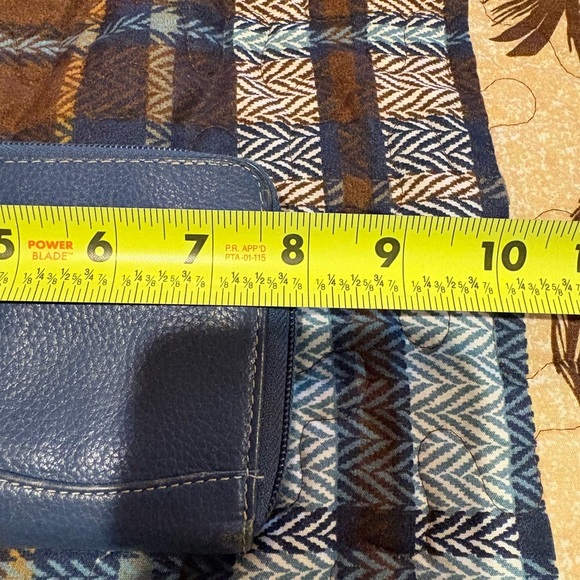 Tignanello blue pebble genuine leather zip-around wallet or clutch - Picture 12 of 14